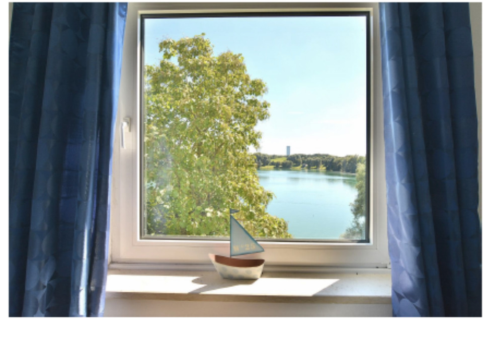 Thumbnail-Lage mit Seeblick