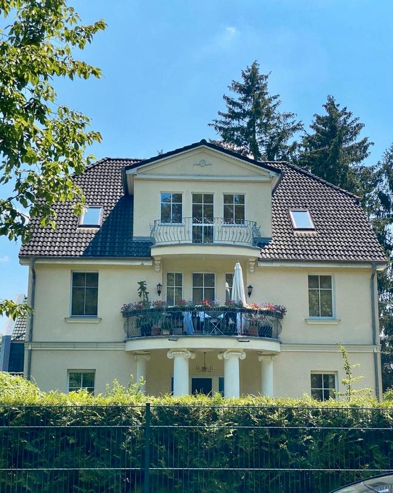 Thumbnail-Weitläufige Dachgeschosswohnung am Naturschutzgebiet | S-Bhf. fußläufig | 2 Zimmer + ausgebauter Spitzboden für Home-Office u.ä.