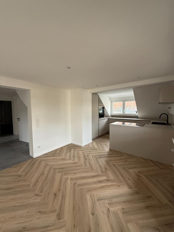 Thumbnail-Charmante 3,5-Zimmer Dachgeschosswohnung inkl. Hobbyraum in Stutt