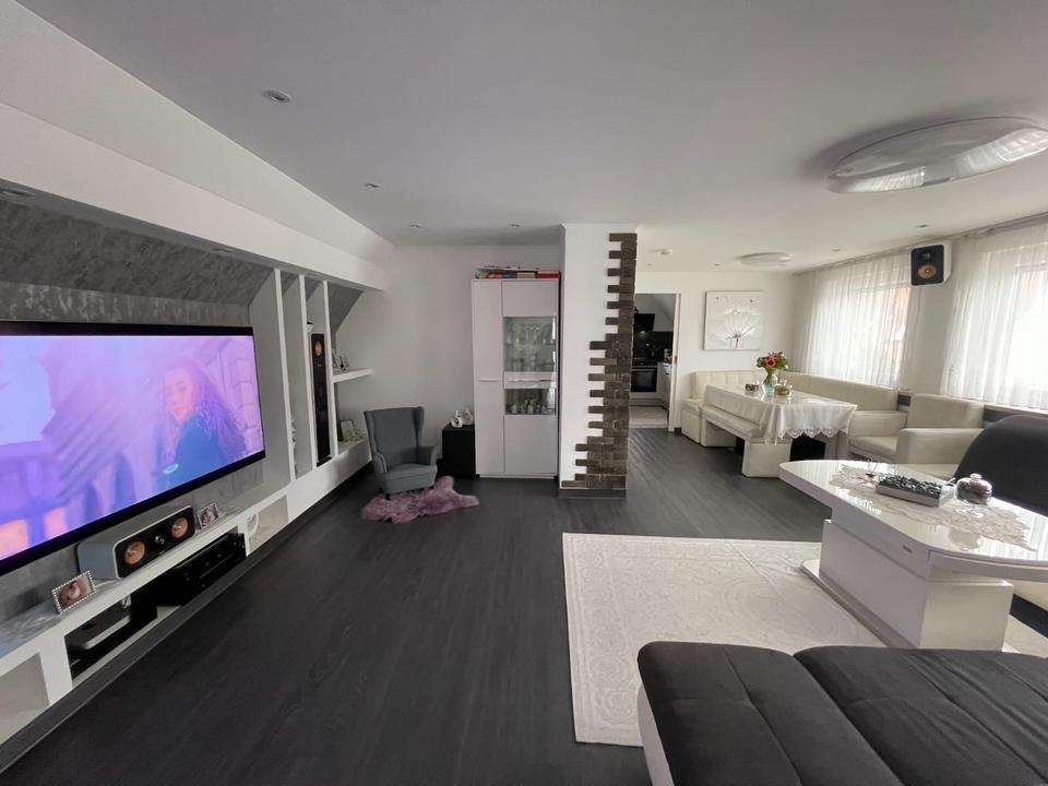 Thumbnail-Moderne 5-Zimmer-Maisonette mit ca. 130 m² Wohnfläche, 2 Bädern