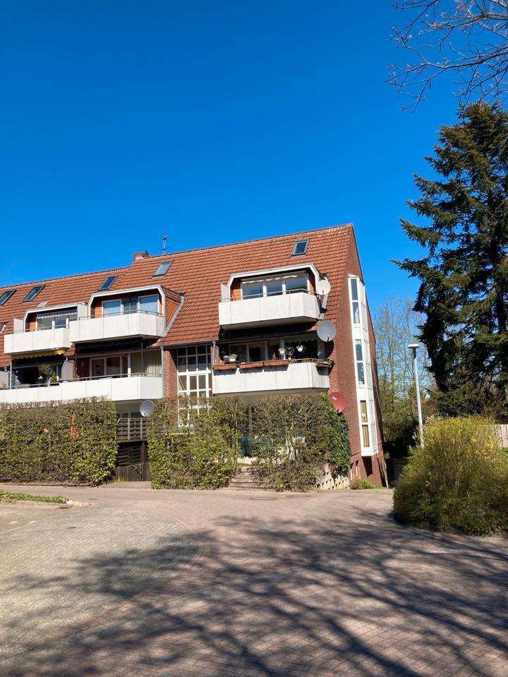 Thumbnail-Stade Campe 2-Zimmer Dachgeschosswohnung + Garagenstellplatzp