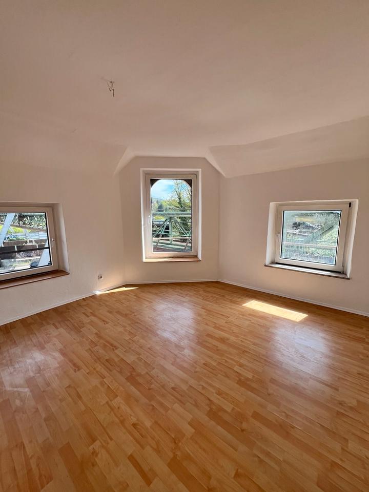 Thumbnail-3 Zimmer Wohnung in W.- Vohwinkel Hammerstein Frisch Renoviert