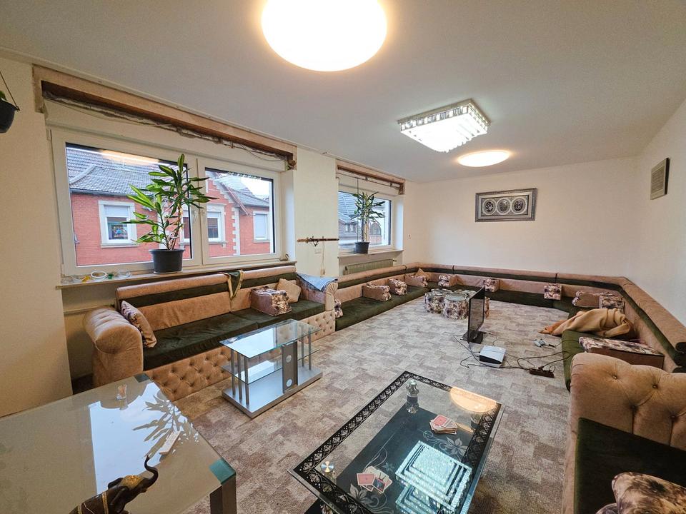 Thumbnail-Modern saniertes EFH mit 170m², 5 Schlafzimmer, Innenhof & Garage