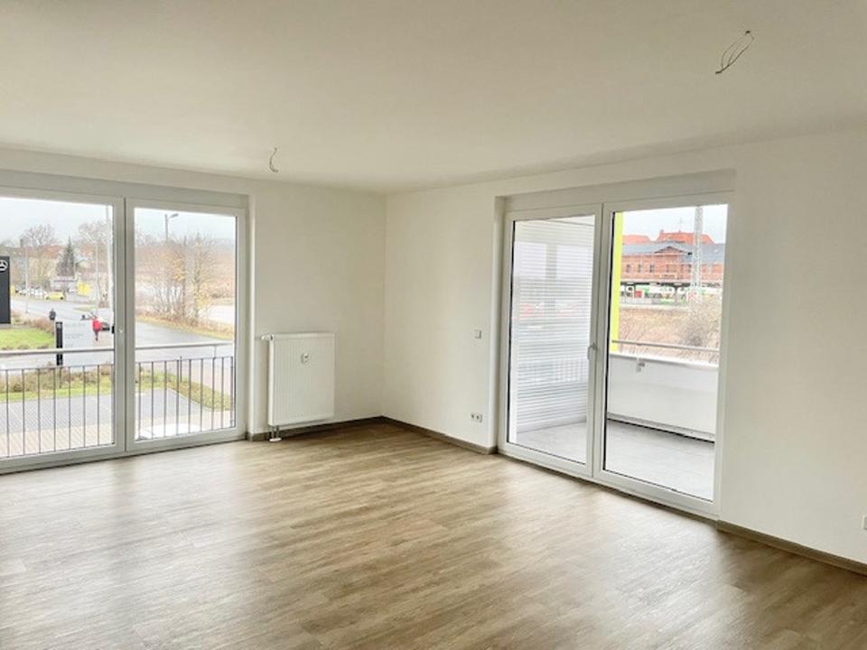 Thumbnail-MIT SONNENBALKON! 4 Zimmer Familienwohnung mit gehobener Ausstattung