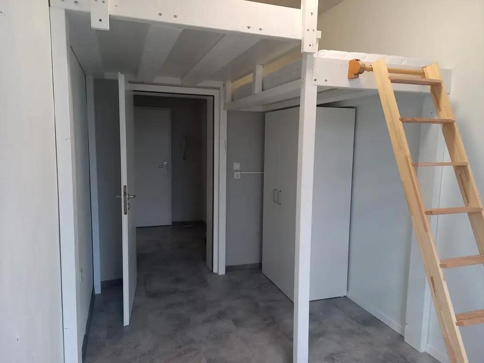 Thumbnail-EIN WG-Zimmer in Köln Gremberg Helles und Komplaktes 10m² Zimmer