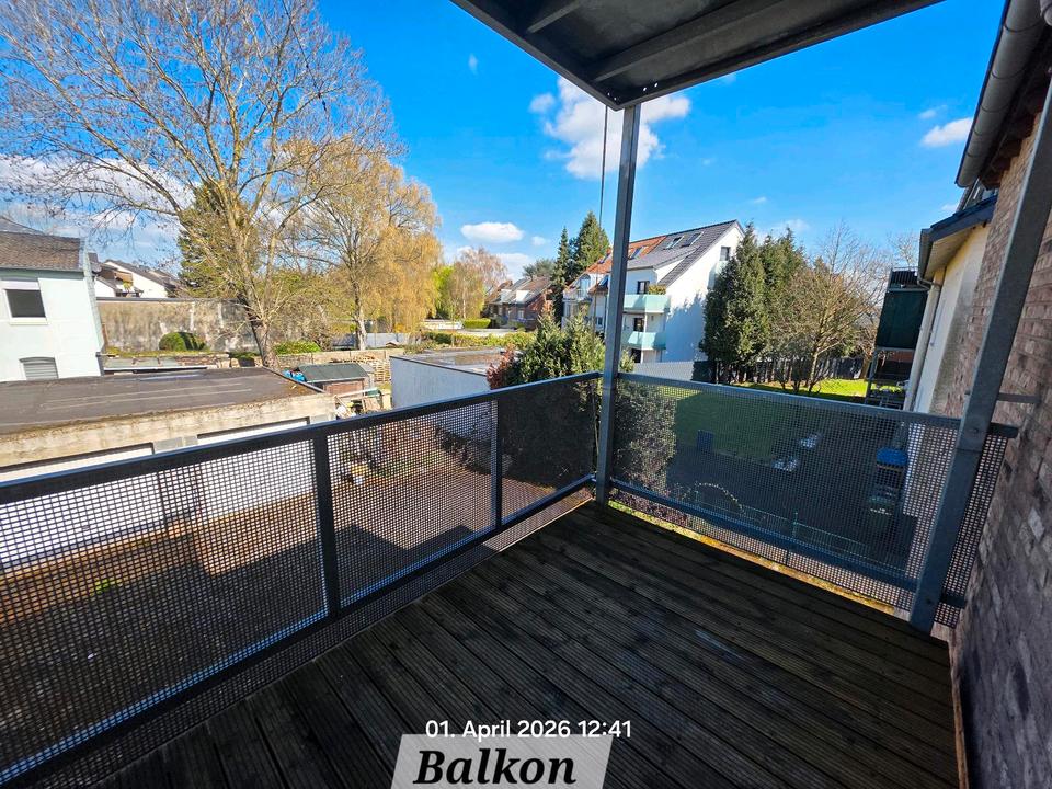Thumbnail-Renovierte 2 Zimmer Wohnung mit Balkon