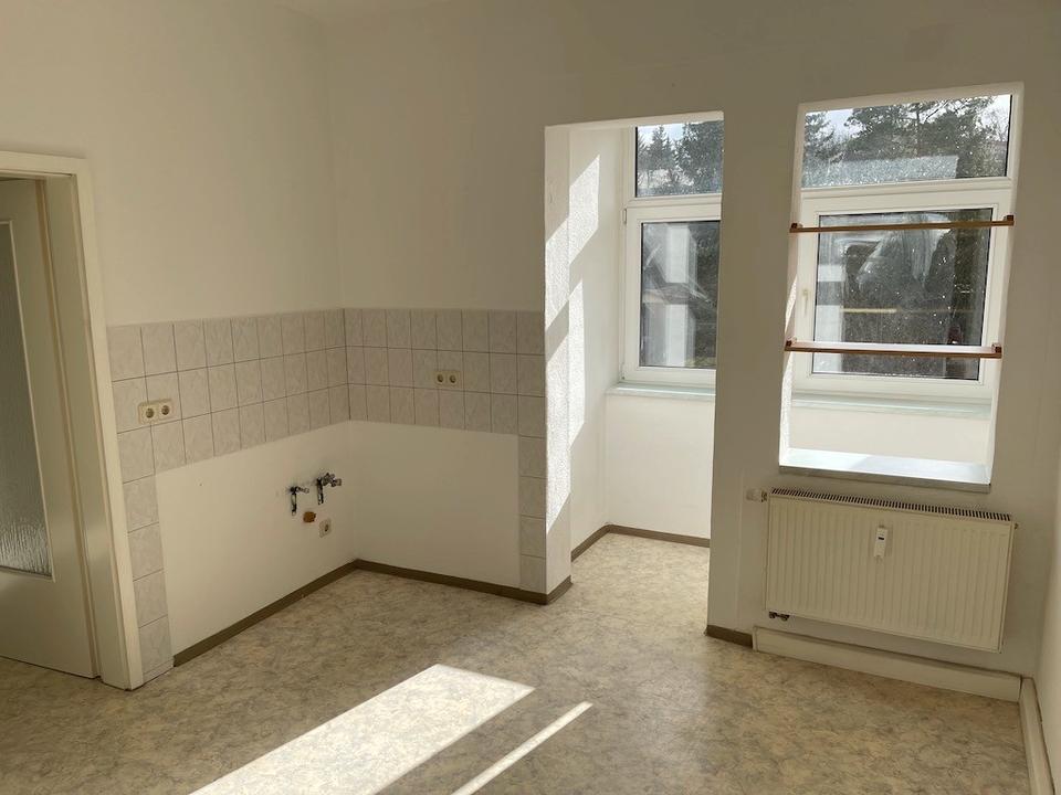 Thumbnail-Sehr schöne und helle 2-Raum-Wohnung mit Garten in Pößneck