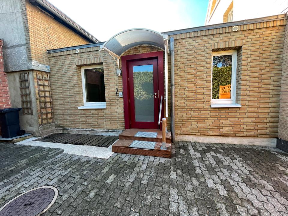 Thumbnail-Erstbezug: 2-Zi-Einliegerwohnung mit Garage in Bobitz