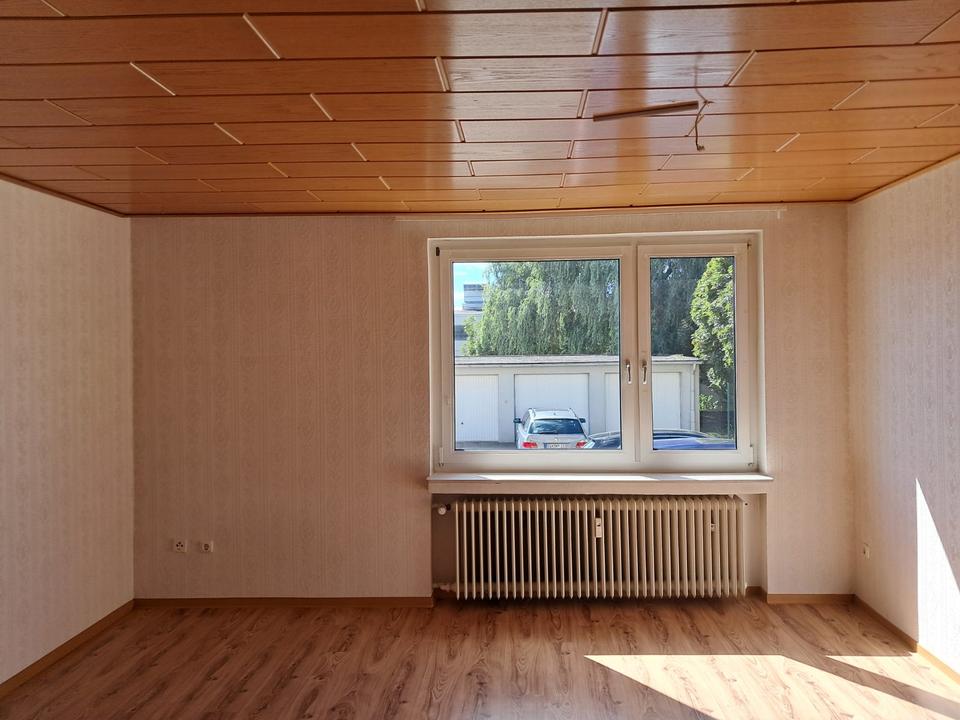 Thumbnail-Anfragen NUR per Email. Hochparterre 2-Zi. Wohnung in Bremerhaven-Wulsdorf.