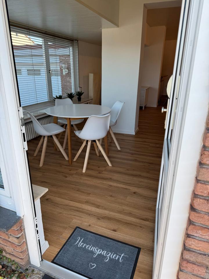 Thumbnail-schönes und komplett möbliertes 2 ZKB Apartment