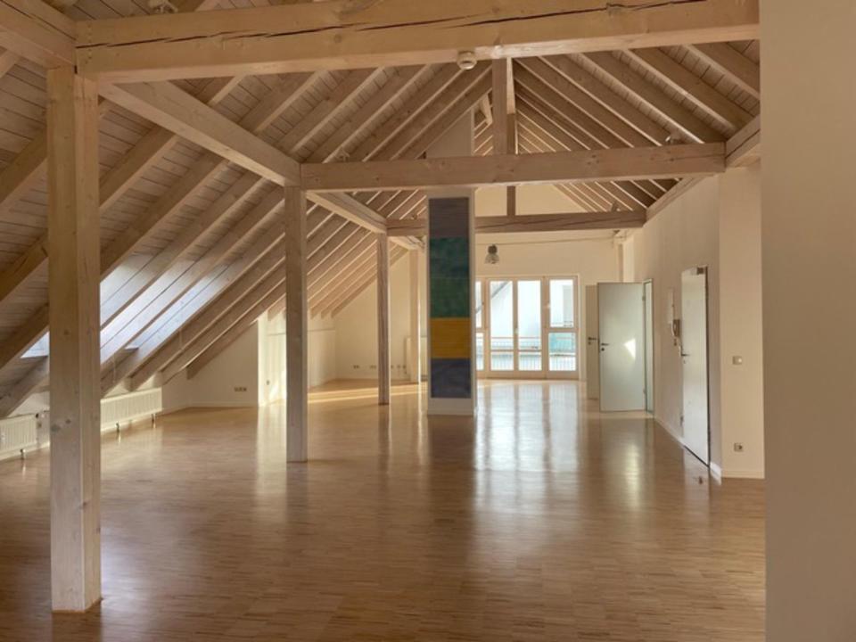 Thumbnail-Frisch renovierte Dachgeschosswohnung in Sendling