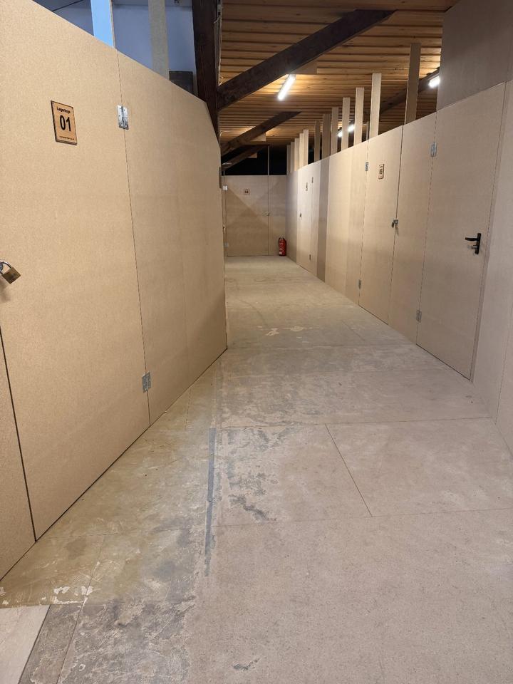 Thumbnail-Lager18m²20m²: Trocken & Flexibel im 1. OG (Aufzug) – Weibhausen