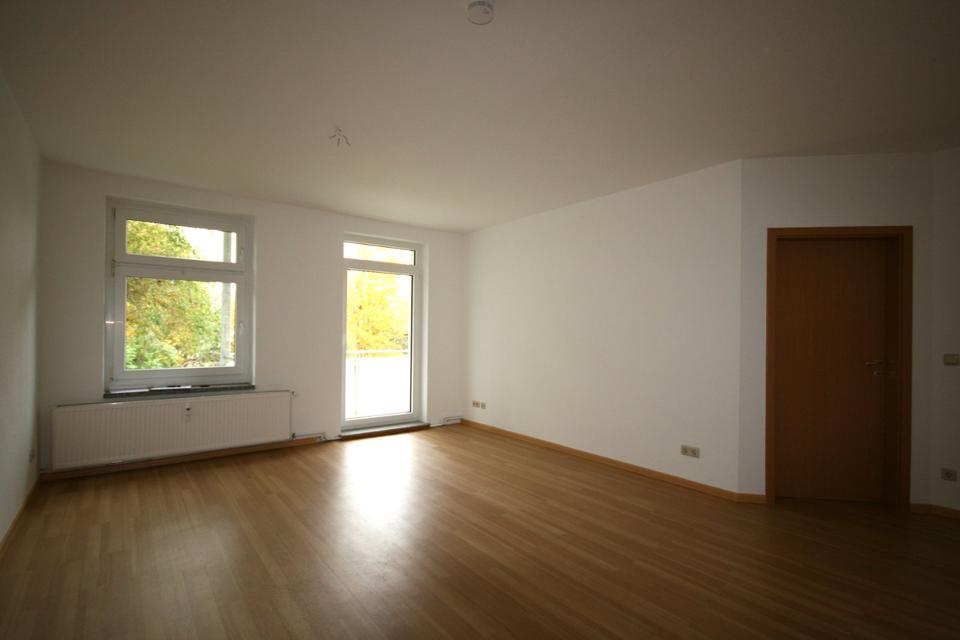 Thumbnail-+++RUHIG GELEGENE 2 RAUM WOHNUNG mit BALKON und GARTEN+++