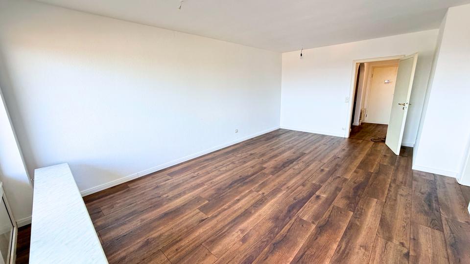 Thumbnail-Gut geschnittene drei Zimmer Wohnung mit Sicht über Buxtehude
