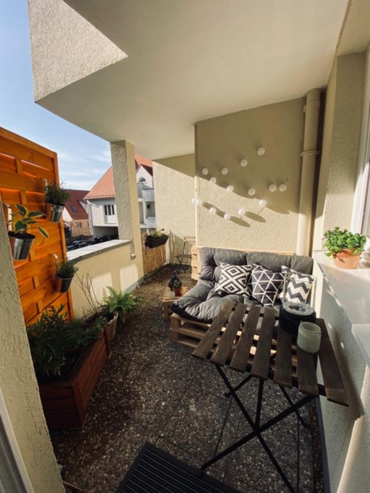 Thumbnail-Schicke Stadtwohnung mit EBK, Balkon, Garage