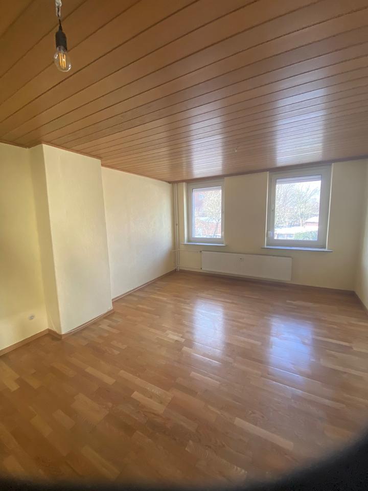 Thumbnail-Erdgeschoss: 2-Zi-Wohnung, innenstadtnah, barrierearm, große EBK