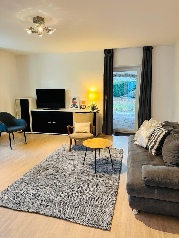 Thumbnail-Schön möblierte Wohnung mit Terrasse in Stuttgart Ost