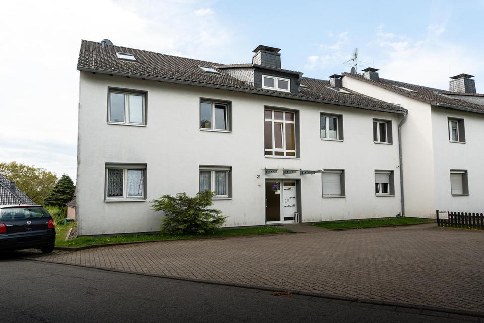 Thumbnail-Renovierte 3-Zimmer-Wohnung mit Südbalkon in ruhiger Wohnlage