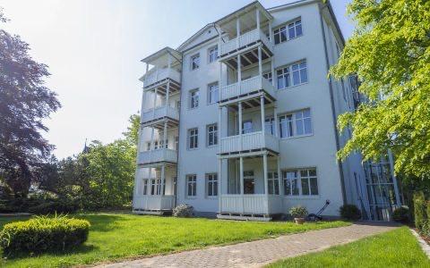 Thumbnail-Ferienwohnung Sellin Strandnah | Balkon | Stellpl | Rügen 9-15.8,