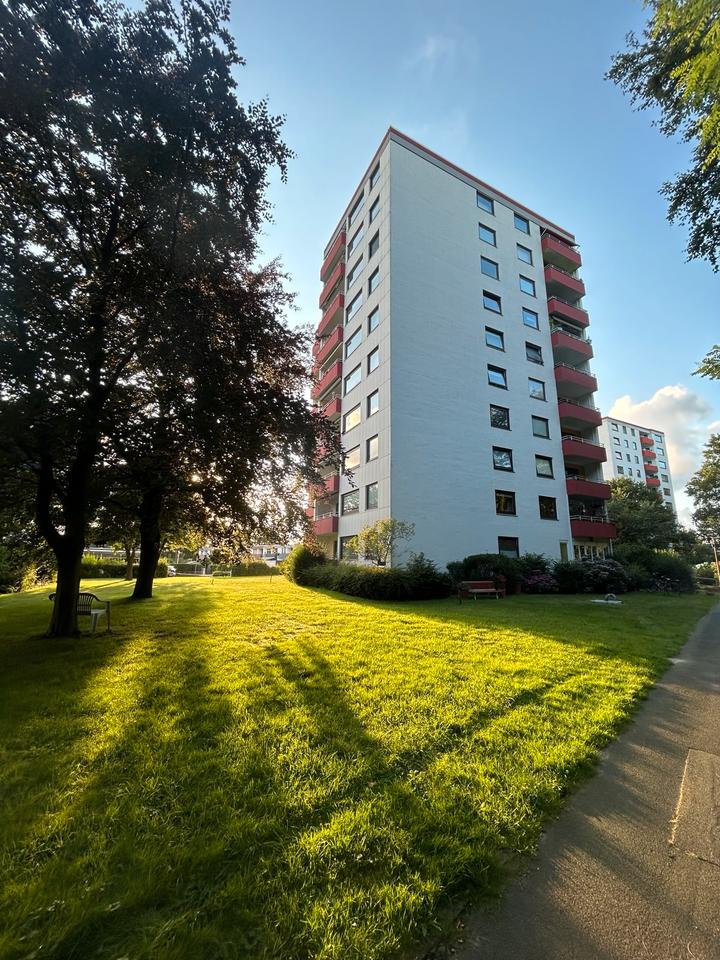 Thumbnail-Einladende 3-Zimmer-Wohnung mit Hafenblick in Langen-Geestland