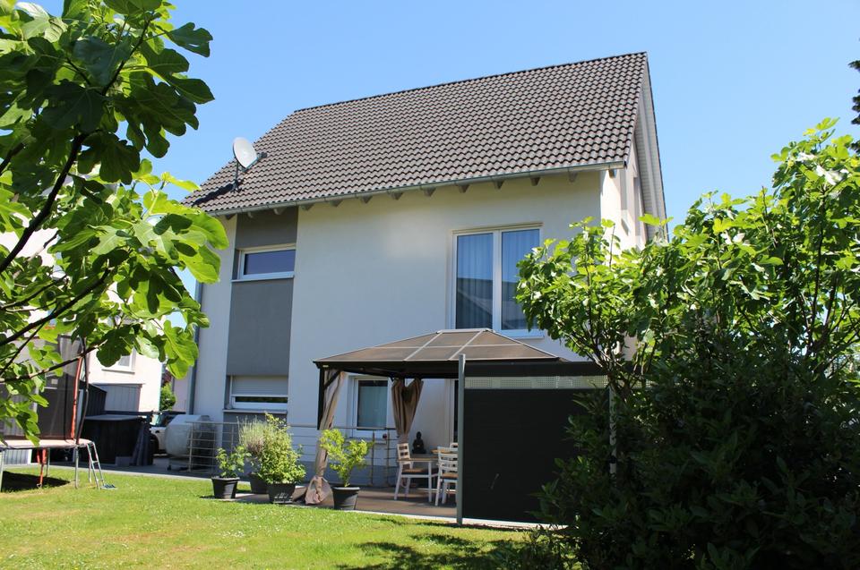 Thumbnail-Neuwertiges Mehrgenerationenhaus Zweifamilienhaus mit Garten