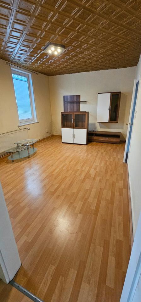 Thumbnail-Schöne 3-Zimmer-Erdgeschosswohnung mit großer Küche in Freden