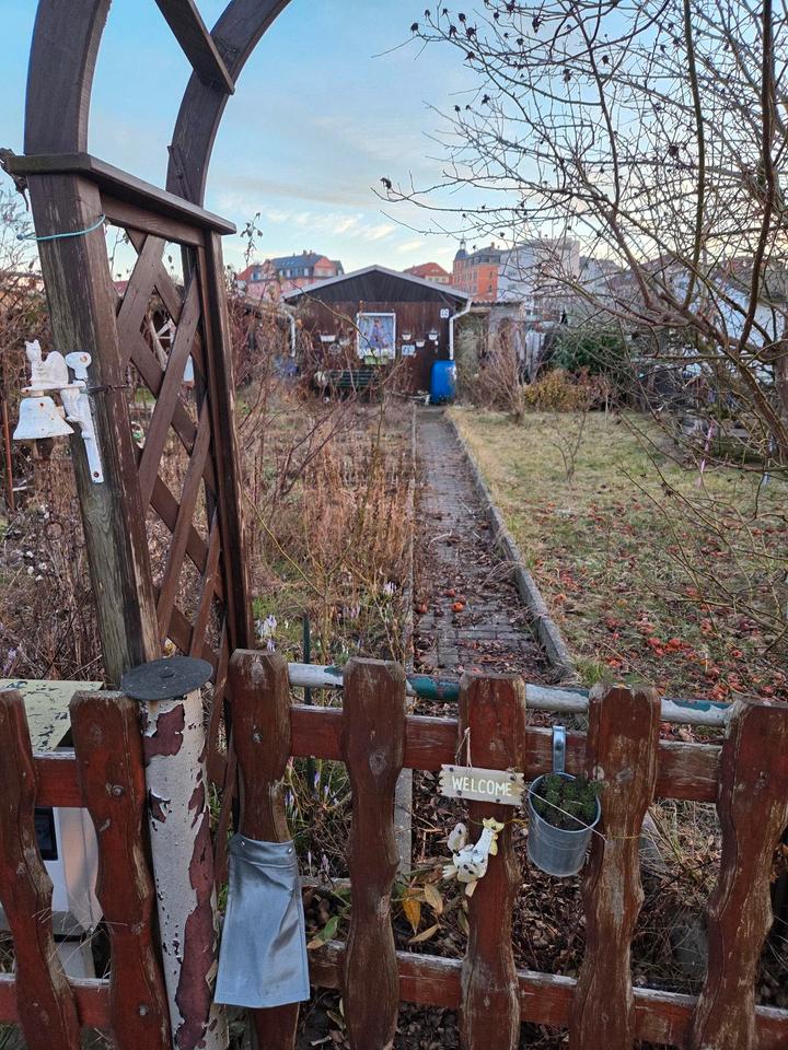 Thumbnail-Kleingarten mit Laube