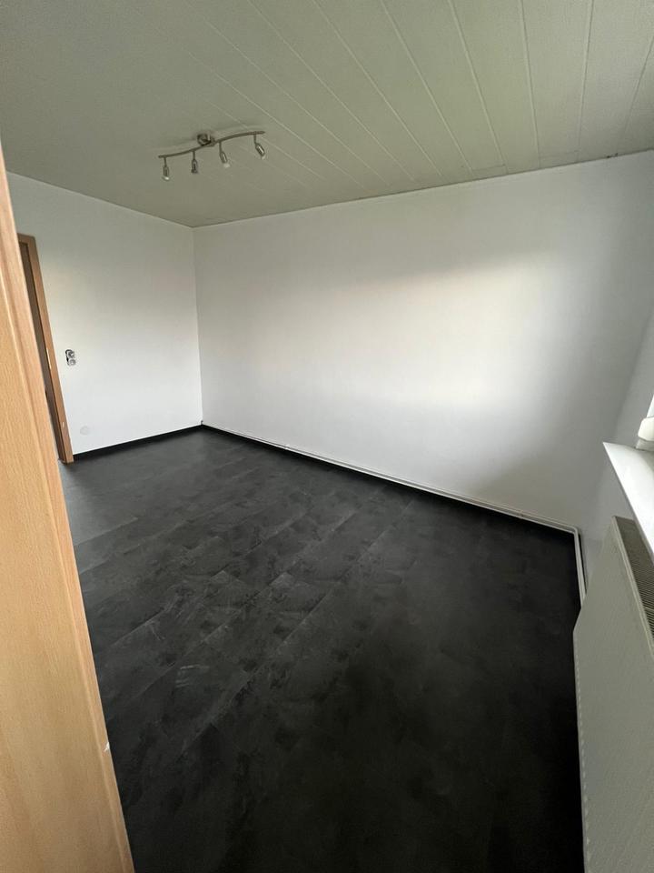 Thumbnail-Ruhig 4 Zimmer Wohnung in Löhne