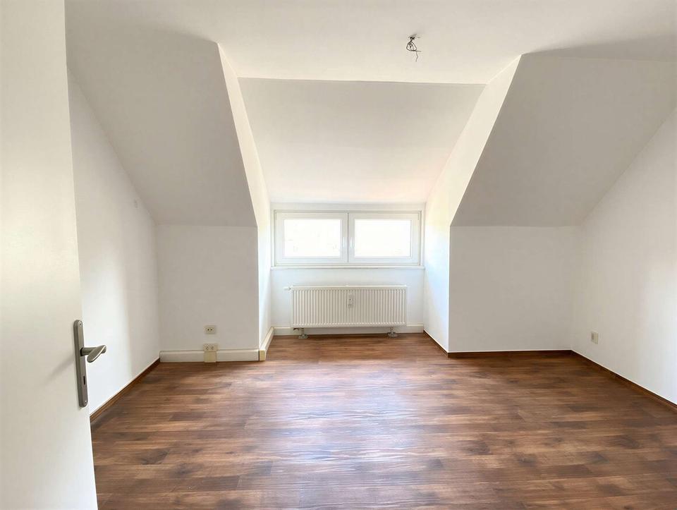 Thumbnail-* Helle 2- Zimmerwohnung im Grünen *