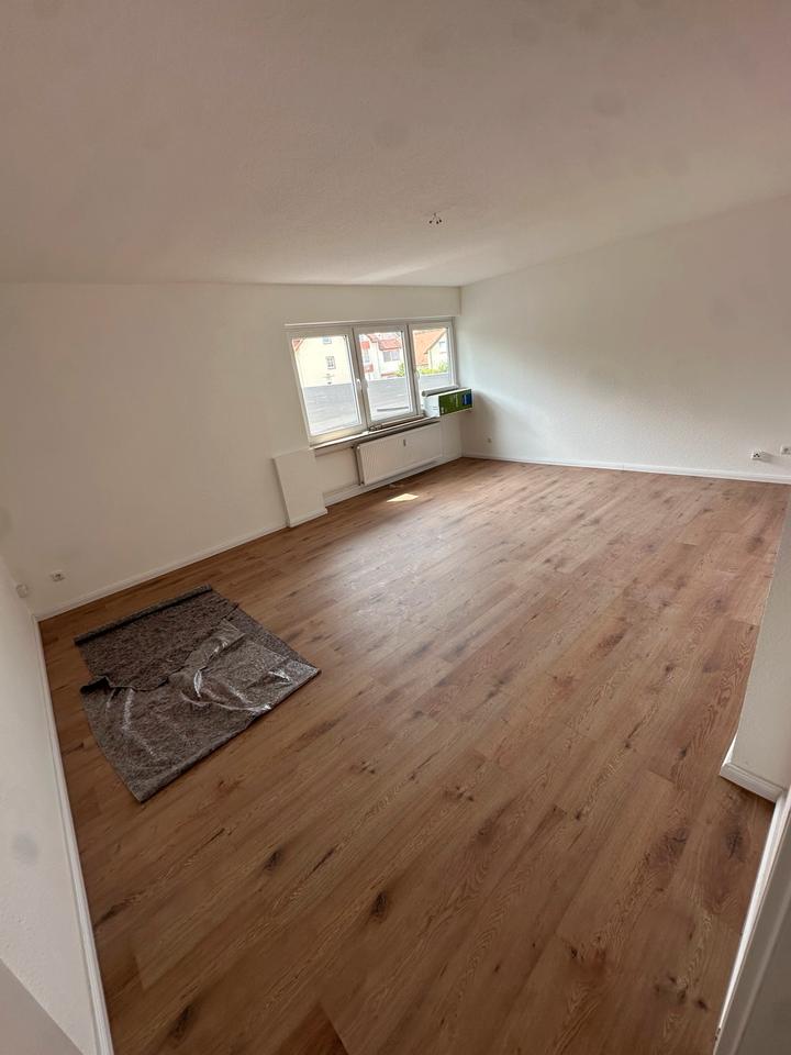 Thumbnail-3,5 Zimmer Wohnung 85qm 1. OG Erstbezug nach Kernsanierung