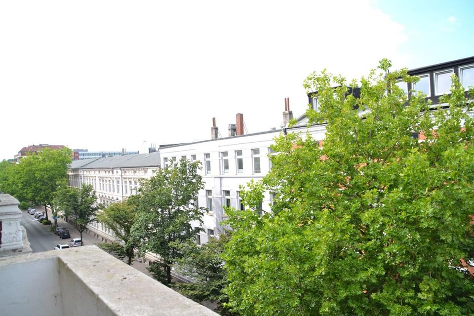 Thumbnail-Mitten in der City! - Tolle 2- Zimmer Wohnung mit Balkon und Wohnküche, 3. OG. links, Deb-Nr. 40107