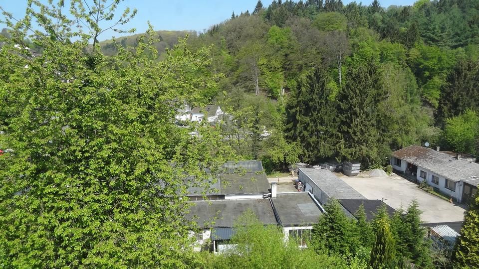 Thumbnail-1 Zimmer, Küche, Diele, Bad mit Dusche, Dachgeschoss