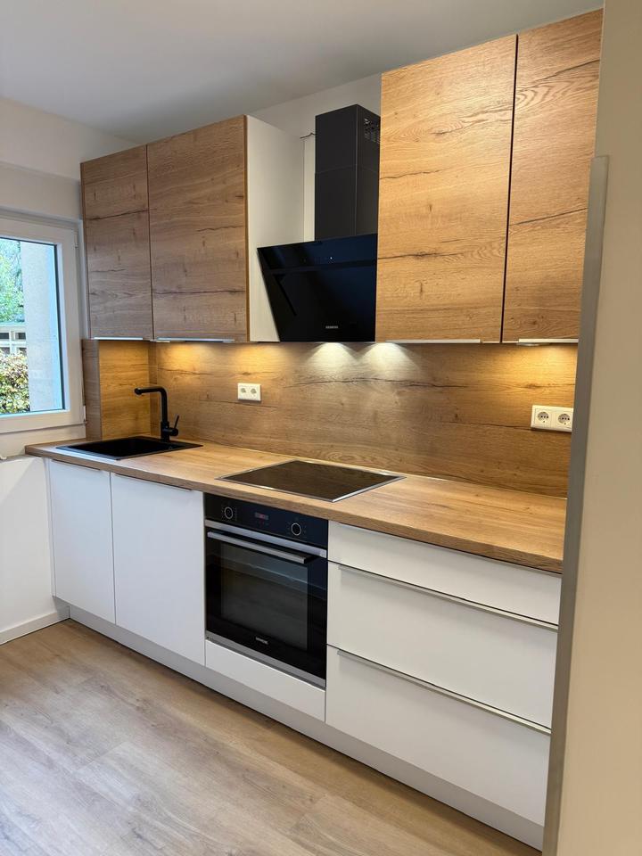 Thumbnail-Schöne kernsanierte drei Zimmer Wohnung in Duisburg inkl. Möbel