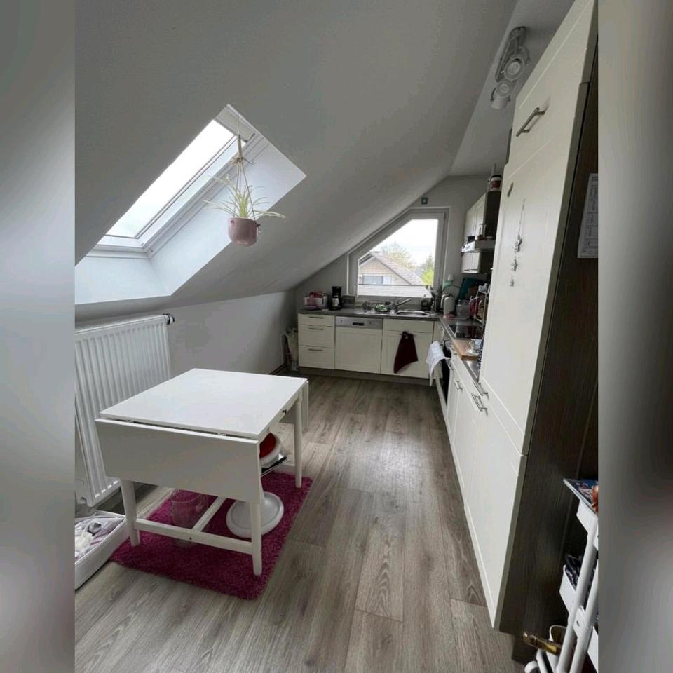 Thumbnail-Gemütliche 3 Zimmer Wohnung in ruhiger Lage