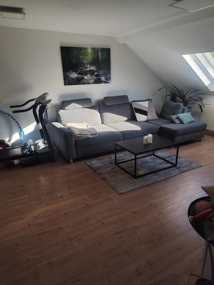 Thumbnail-Schöne helle Dachgeschosswohnung in Hermesdorf