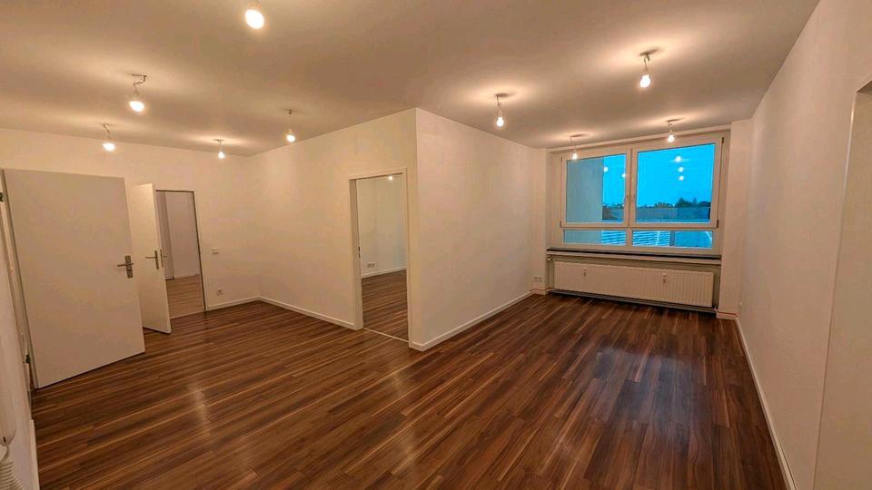 Thumbnail-Schönes Büro, prov.-frei, ggf. individuell & neu möbliert