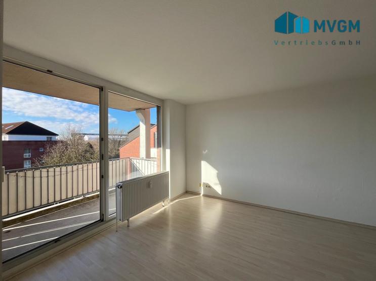 Thumbnail-Geräumige 3 Zimmer Wohnung mit 2 Balkonen!