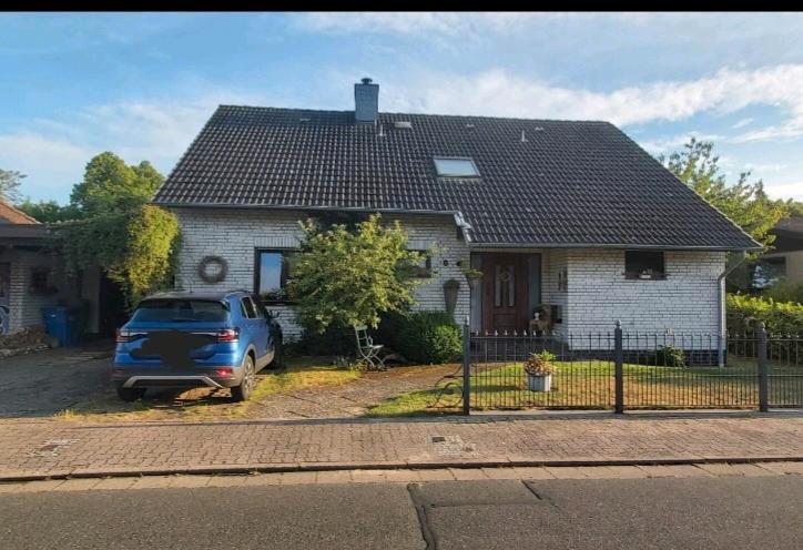 Thumbnail-Großzügiges Einfamilienhaus mit großem Garten in ruhiger Lage