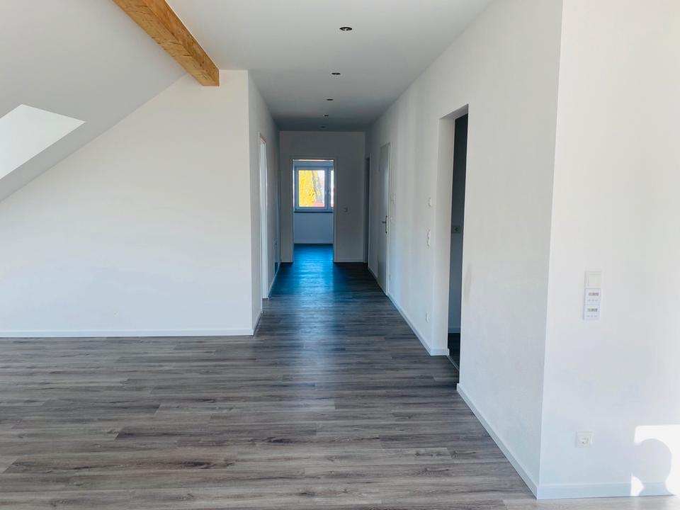 Thumbnail-Zu vermieten: Neubau-Dachgeschoss-Wohnung