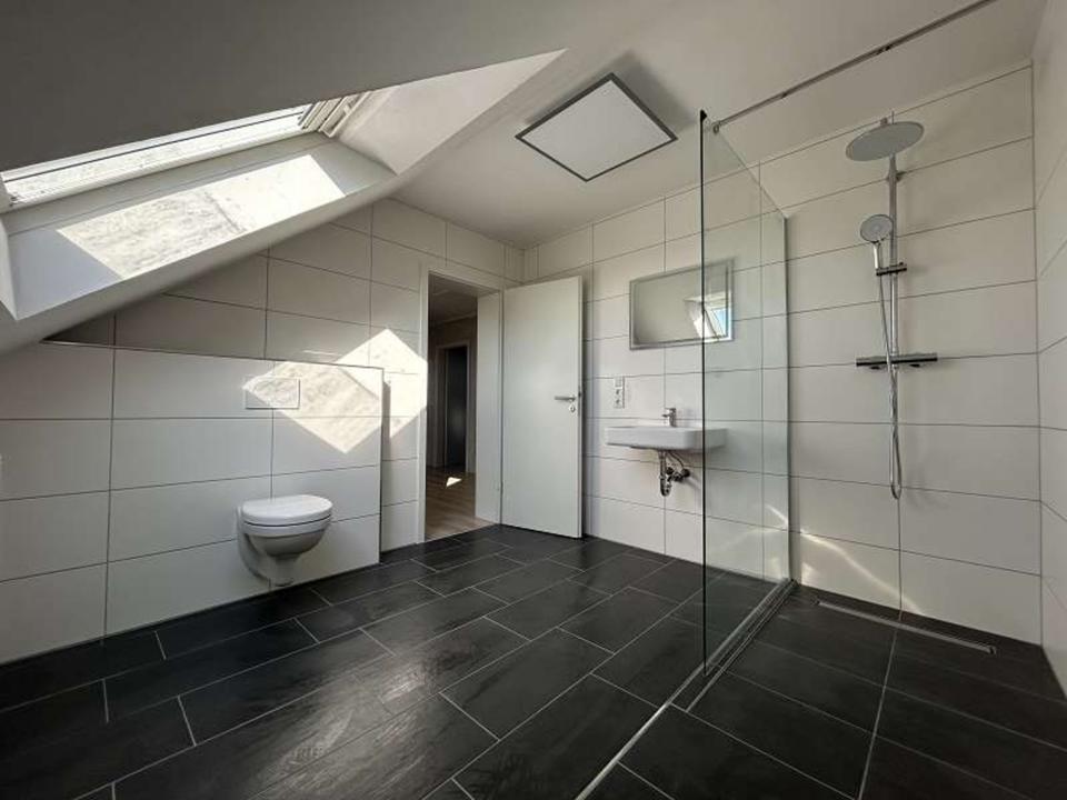 Thumbnail-Modernisierte 3,5 ZKB 95m² Dachgeschosswng Oberwies Köllerbach