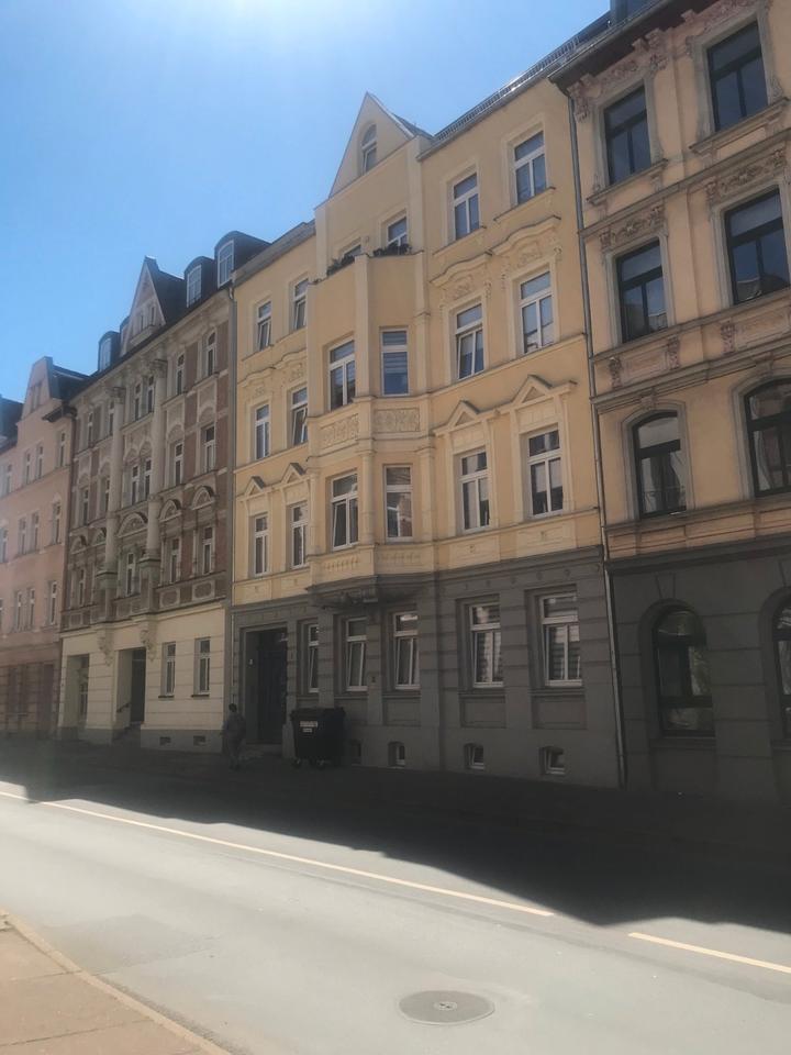 Thumbnail-3 Raum Wohnung auf 2 Etagen mit separatem Eingang und Balkon