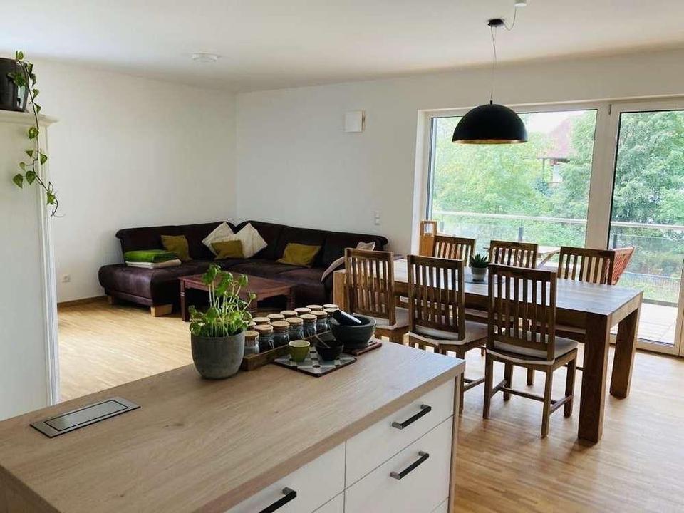 Thumbnail-Helle, großzügige, idyllische Wohnung in Hebertsfelden