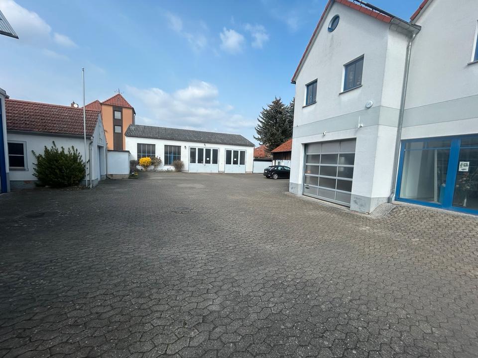 Thumbnail-Autohaus mit Werkstatt zu Vermieten