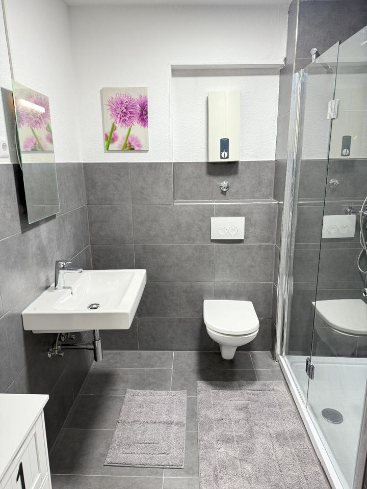 Thumbnail-Schöne WG Wohnung in der City zu vermieten (mind. 1 Monat)