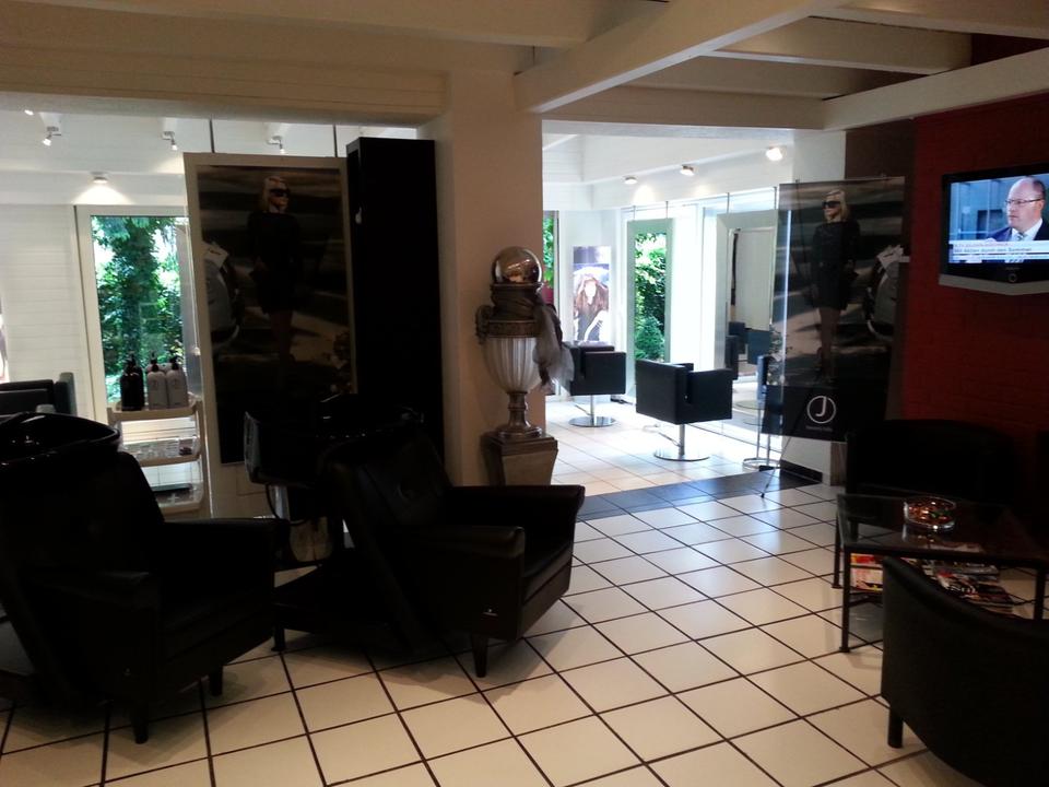 Thumbnail-Friseursalon zu vermieten