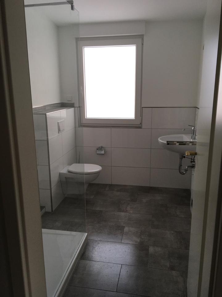 Thumbnail-Schöne helle ca 30 qm große DG Wohnung