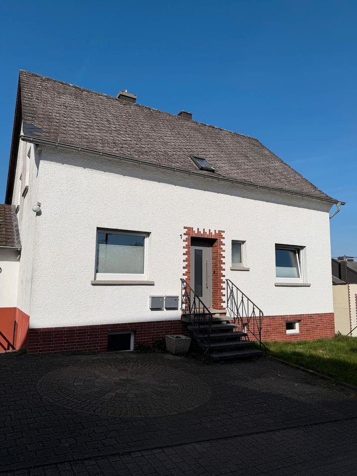 Thumbnail-Wohnung 1. Obergeschoss, 83 qm, EBK, Balkon, Garten