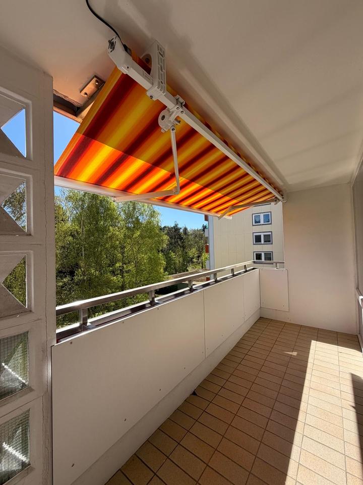 Thumbnail-3,5-Zimmer-Wohnung mit Balkon, Pool & Sauna, 93m2 Wohnkomfort