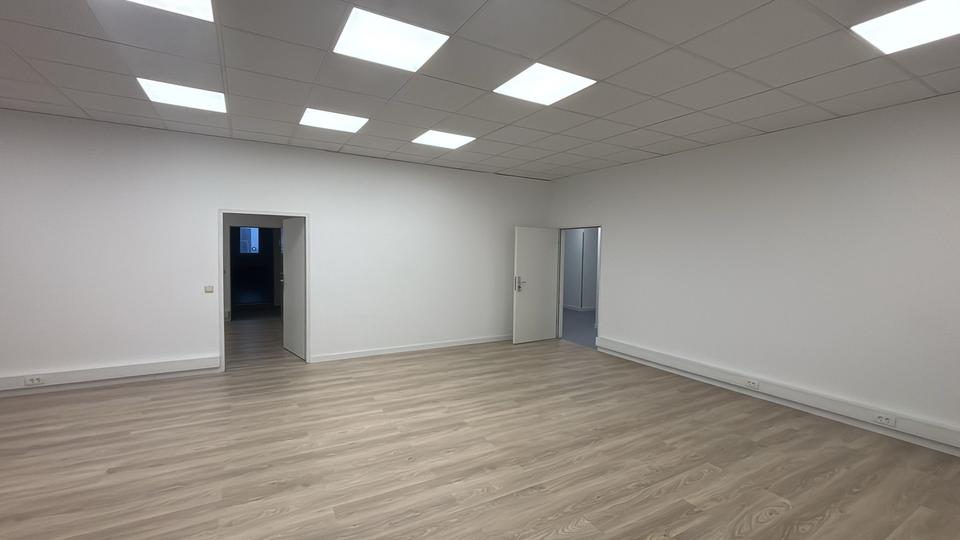Thumbnail-210 qm Bürofläche in Neukölln zu vermieten!