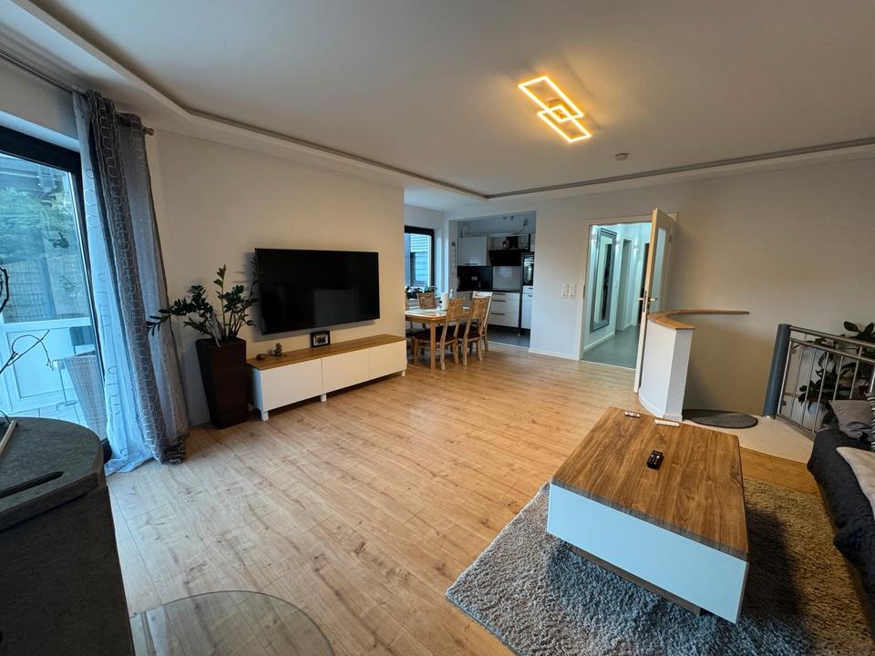 Thumbnail-Moderne 3,5 Zimmer Maisonette Wohnung im Erdgeschoss mit Garten